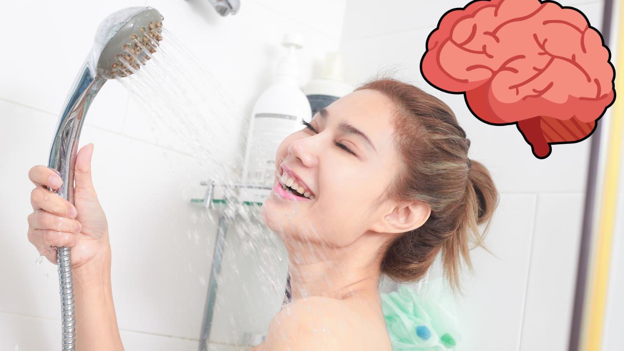 Esto es lo que le quieres decir a tu cerebro si te bañas por las noches, según la psicología